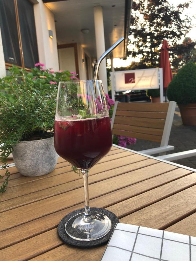 Hotel Hollmann Halle  Екстериор снимка